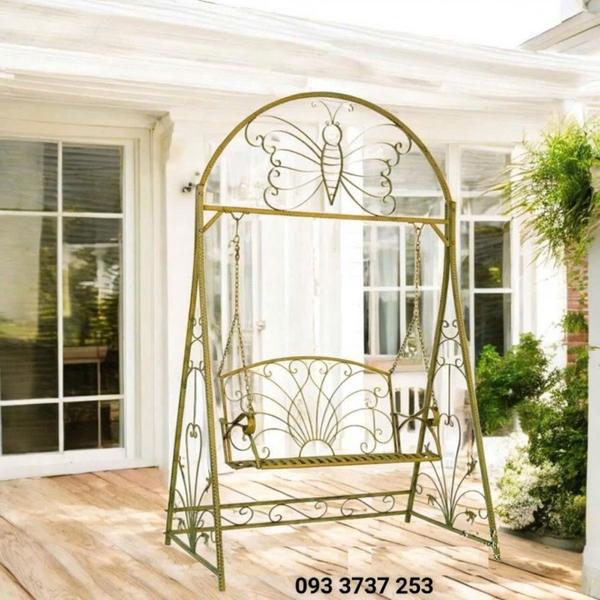 XÍCH ĐU SẮT RÈN HỌA TIẾT BƯỚM XINH