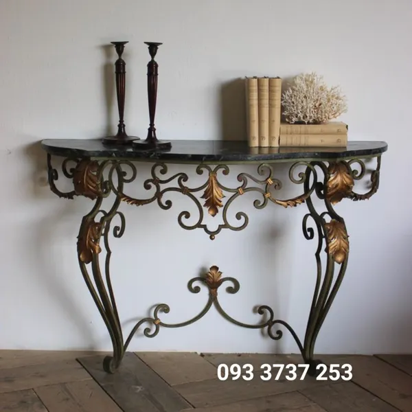 BÀN ỐP TƯỜNG SẮT RÈN NGHỆ THUẬT