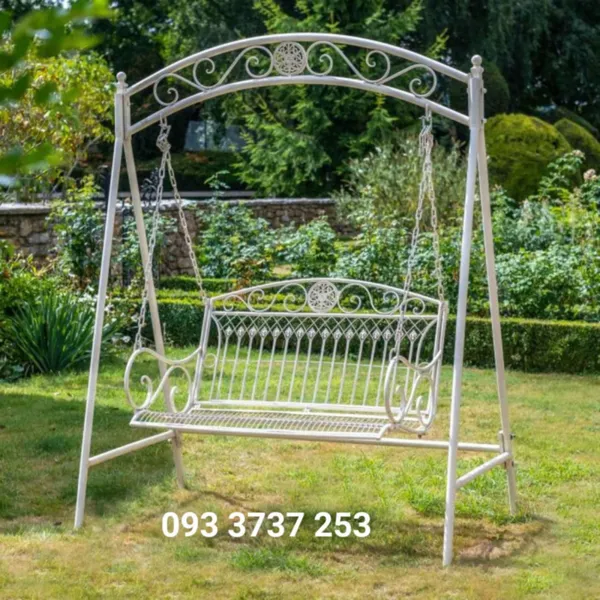 MẪU XÍCH ĐU SẮT MỸ THUẬT ĐẸP DUYÊN DÁNG