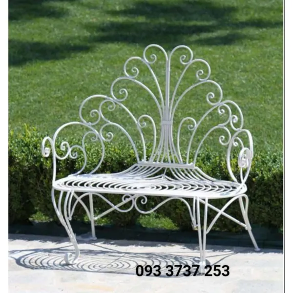 GHẾ DÀI NGOÀI TRỜI BẰNG SẮT LƯNG TỰA HOA VĂN UỐN MỀM MẠI