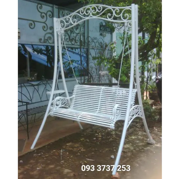 XÍCH ĐU SẮT KIỂU TRUYỀN THỐNG ĐẸP