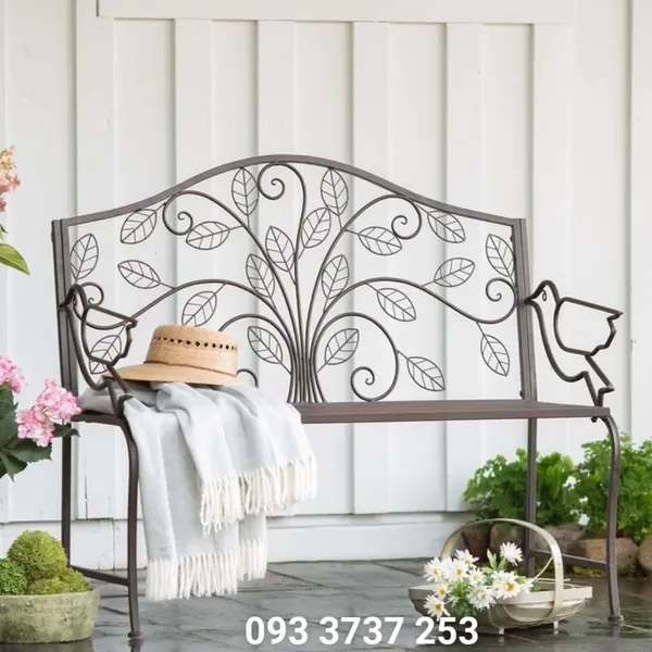 GHẾ DÀI HỌA TIẾT CHIM BỒ CÂU - NÉT ĐẸP TRONG TẠO HÌNH SẮT MỸ