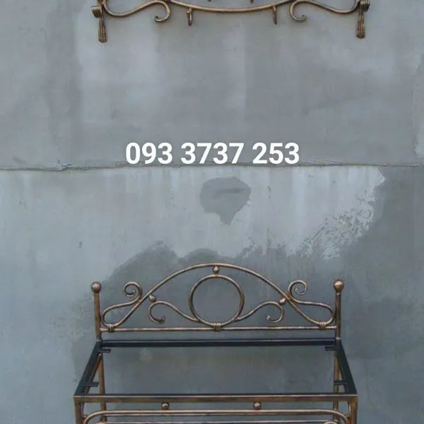 MẪU KỆ GIÀY MÀU GIẢ CỔ SANG TRỌNG