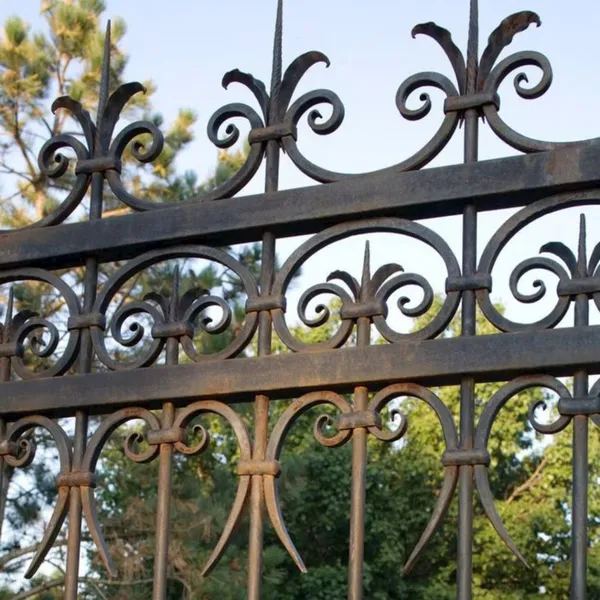 Mẫu hàng rào sắt rèn nhiều người thích   KH25 - HR009