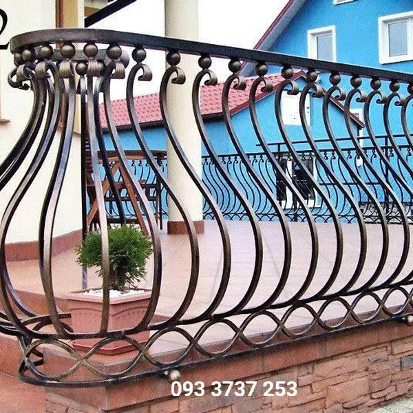 Ban công sắt rèn nghệ thuật KH14-BC016