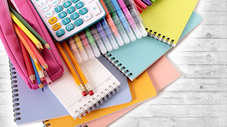 với nhiều mẫu mã và màu sắc khác nhau cho khách hàng lựa chọn. với nhiều mẫu mã và màu sắc khác nhau cho khách hàng lựa chọn.