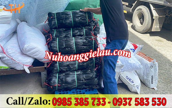 Lên tải 20 kiện dây nilon kẽm đen Lên tải 20 kiện dây nilon kẽm đen