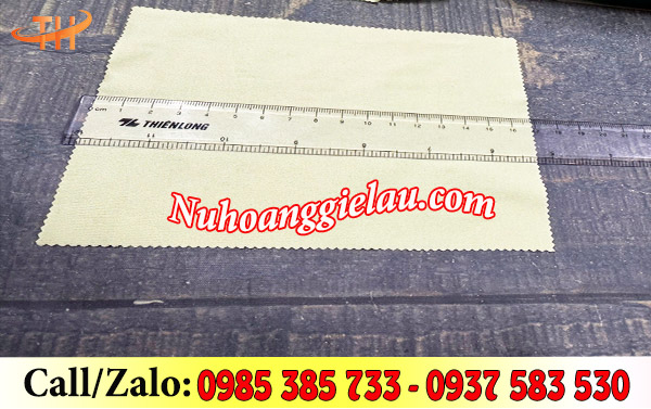 Kính thước nhỏ gọn, phù hợp mang theo bên mình Kính thước nhỏ gọn, phù hợp mang theo bên mình