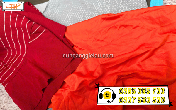 Giẻ lau công nghiệp nguyên miếng lớn Giẻ lau công nghiệp nguyên miếng lớn