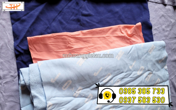 Giẻ lau vệ sinh máy móc màu trơn và hoa văn Giẻ lau vệ sinh máy móc màu trơn và hoa văn