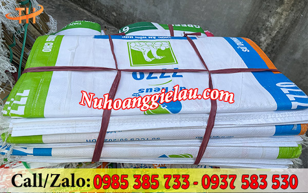 Bao tải cũ tráng PE đóng cục 100 cái Bao tải cũ tráng PE đóng cục 100 cái