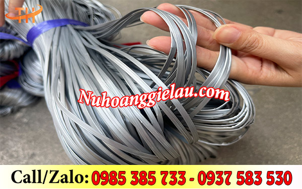 Sợi dây nilon kẽm dày dặn, chắn chắn Sợi dây nilon kẽm dày dặn, chắn chắn