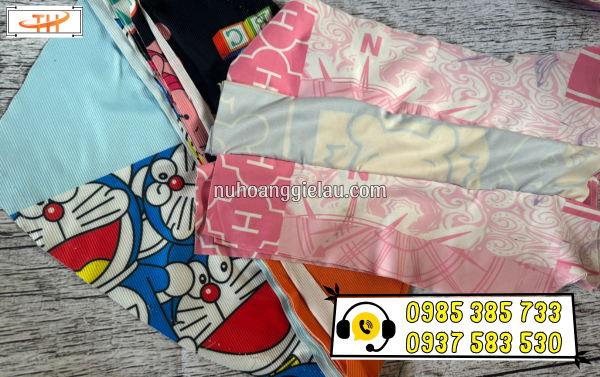 Giẻ lau công nghiệp cotton nhiều lớp được may nối chắc chắn Giẻ lau công nghiệp cotton nhiều lớp được may nối chắc chắn