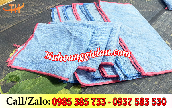Khăn lau xe chuyên dụng viền khác màu Khăn lau xe chuyên dụng viền khác màu