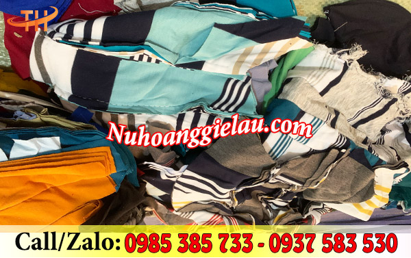 Giẻ lau may nối nhiều lớp bán theo ký sỉ rẻ Giẻ lau may nối nhiều lớp bán theo ký sỉ rẻ