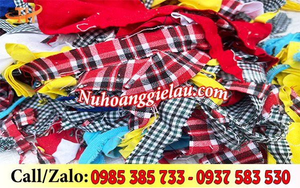 Vải vụn đa dạng nhiều chất liệu trộn lẫn vào nhau Vải vụn đa dạng nhiều chất liệu trộn lẫn vào nhau