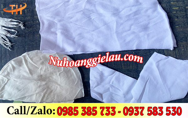 Giẻ lau trắng kích thước cỡ bàn tay người lớn Giẻ lau trắng kích thước cỡ bàn tay người lớn