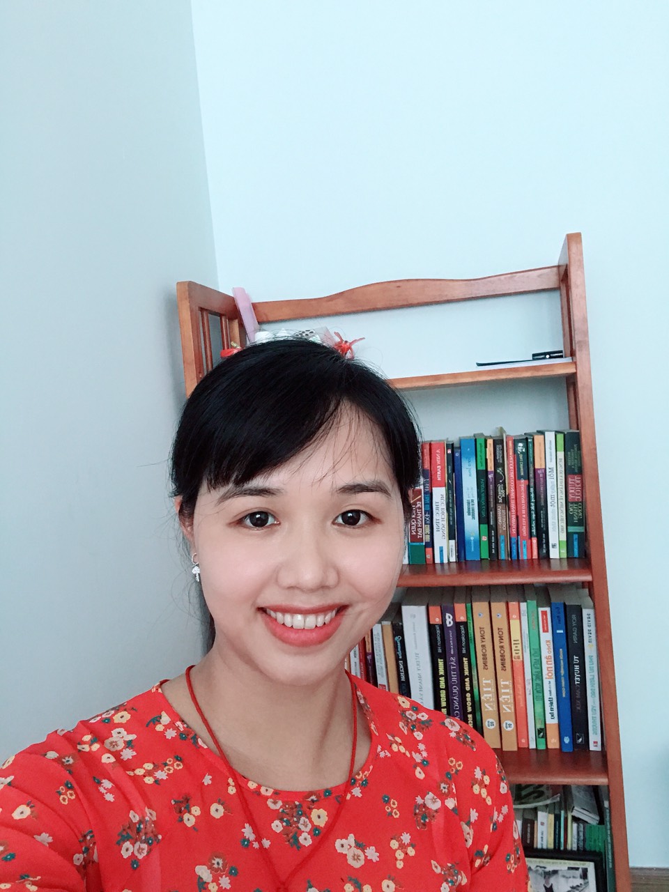 NƯ HOÀNG GIẺ LAU