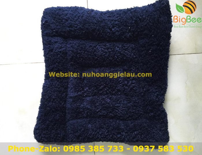 thảm dậm chân khách sạn màu đen