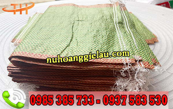 Bao đựng gạo 5kg được đóng gói vào mỗi cục 100 cái Bao đựng gạo 5kg được đóng gói vào mỗi cục 100 cái