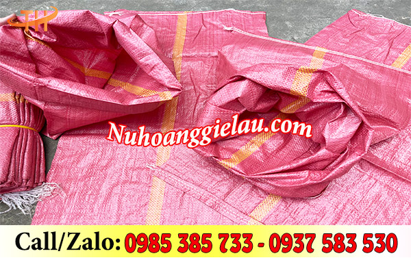 Bao tải dứa màu đỏ dày dặn Bao tải dứa màu đỏ dày dặn