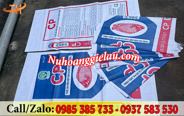 Bao tải đựng cám mẫu khách đặt tại Thu Hồng Bao tải đựng cám mẫu khách đặt tại Thu Hồng