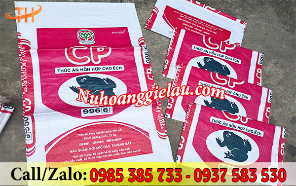 Bao tải đựng cám mẫu khách đặt tại Thu Hồng Bao tải đựng cám mẫu khách đặt tại Thu Hồng