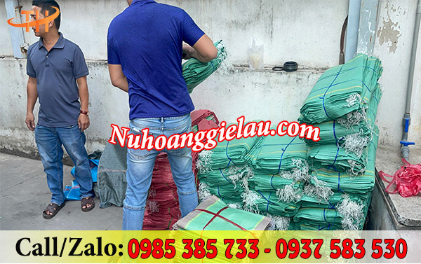 Giao bao tải đóng hàng Giao bao tải đóng hàng