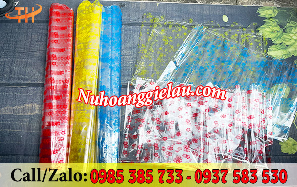 Giấy kiếng gói quà đa dạng nhiều hoa văn Giấy kiếng gói quà đa dạng nhiều hoa văn