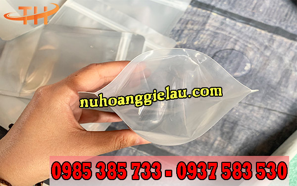 túi zipper 1 mặt bạc với phần đấy đứng cứng cáp túi zipper 1 mặt bạc với phần đấy đứng cứng cáp