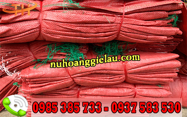 bao tải dứa màu đỏ loại tốt không độc hại giá rẻ tại xưởng Thu Hồng bao tải dứa màu đỏ loại tốt không độc hại giá rẻ tại xưởng Thu Hồng