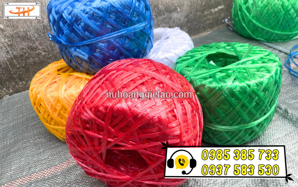 Cuộn dây nilon buộc hàng 1kg Cuộn dây nilon buộc hàng 1kg