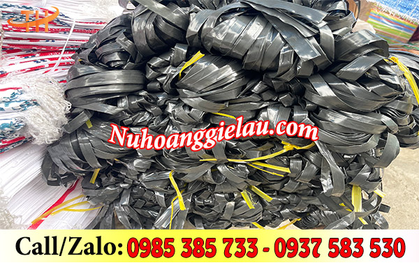 Dây bẹ bản lớn đen bóng dày dặn, chắc chắn Dây bẹ bản lớn đen bóng dày dặn, chắc chắn