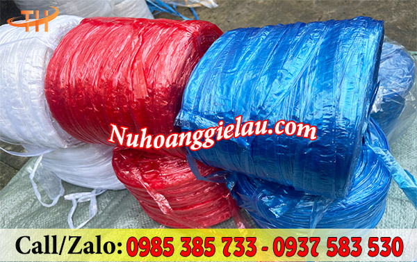 Cuộn dây nilon nem 600G màu sắc bóng bẩy Cuộn dây nilon nem 600G màu sắc bóng bẩy