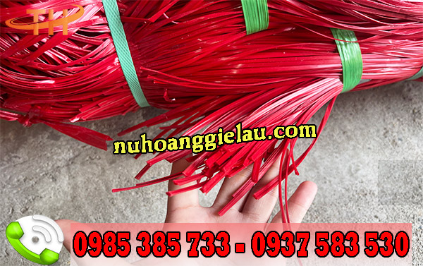 Dây nilon kẽm bản nhỏ dày dặn, chắc chắn Dây nilon kẽm bản nhỏ dày dặn, chắc chắn