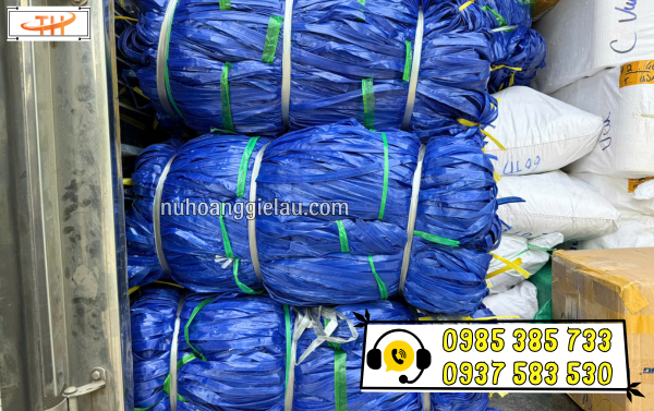 Dây nilon bẹ sẵn màu tại Thu Hồng Dây nilon bẹ sẵn màu tại Thu Hồng