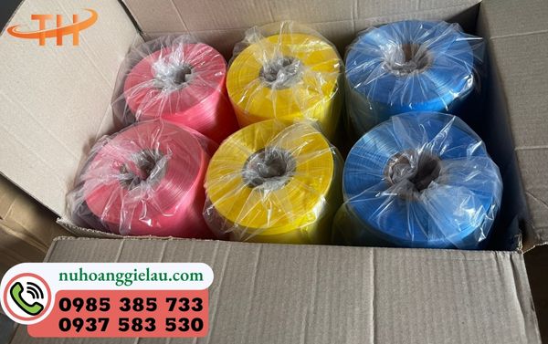 Dây nilon Đài Loan được đóng gói vào mỗi thùng 12 cuộn Dây nilon Đài Loan được đóng gói vào mỗi thùng 12 cuộn