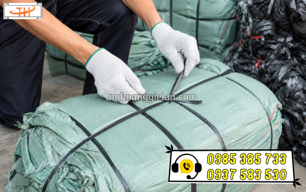 Dây nilon bẹ đen bản rộng buộc hàng tiện lợi Dây nilon bẹ đen bản rộng buộc hàng tiện lợi