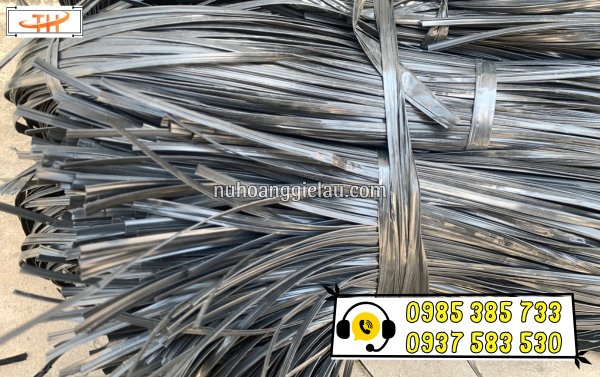 Dây nilon kẽm đen dợi dây cứng, chắc Dây nilon kẽm đen dợi dây cứng, chắc