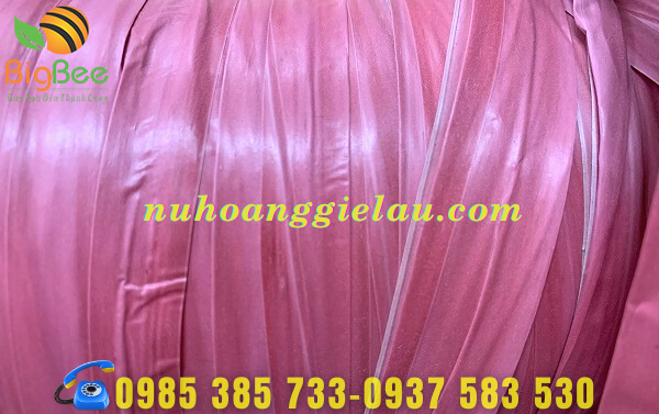 dây nilon màu hồng cột hàng chắc chắn
