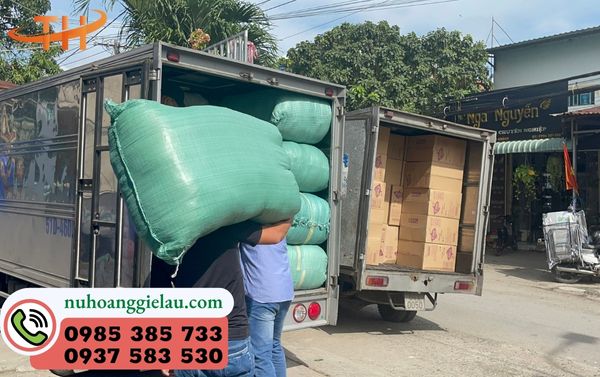 Lên đơn cho khách vào mỗi sáng tại Thu Hồng Lên đơn cho khách vào mỗi sáng tại Thu Hồng