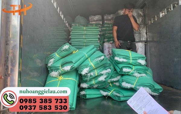 Lên đơn cho khách vào mỗi sáng tại Thu Hồng Lên đơn cho khách vào mỗi sáng tại Thu Hồng