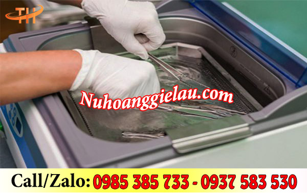 Găng tay HTC sử dụng phổ biến trong thăm khám và vệ sinh dụng cụ y tế Găng tay HTC sử dụng phổ biến trong thăm khám và vệ sinh dụng cụ y tế