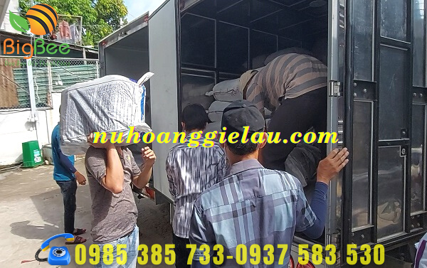 giao 300kg túi rác màu đen