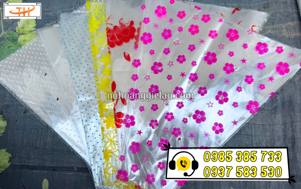Giấy bóng kính gói hoa đa dạng với nhiều hình in Giấy bóng kính gói hoa đa dạng với nhiều hình in