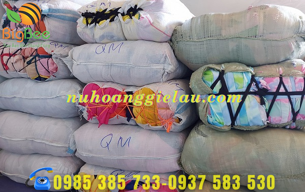 giẻ lau công nghiệp tại xưởng với số lượng lớn