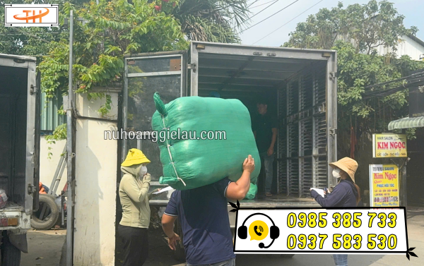 Hàng có sẵn đi đều số lượng lớn mỗi ngày tại Thu Hồng Hàng có sẵn đi đều số lượng lớn mỗi ngày tại Thu Hồng