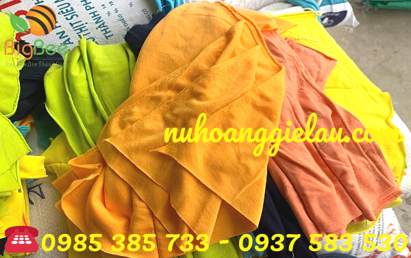 giẻ lau may ghép nhiều màu