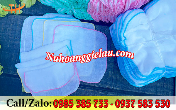 Khăn sữa em bé đa dạng với nhiều màu viền Khăn sữa em bé đa dạng với nhiều màu viền