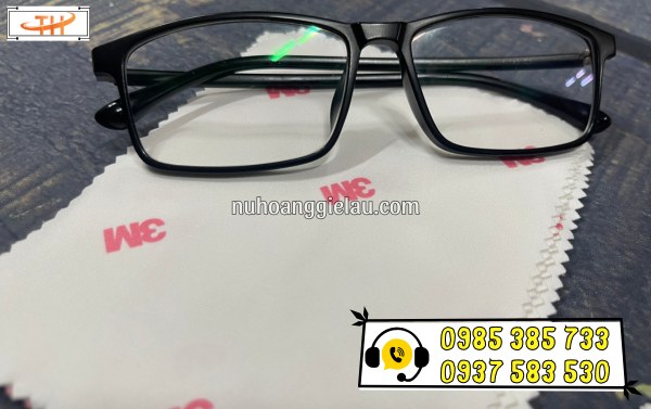 Khăn lau mắt kính 3M vệ sinh sạch cho mọi bề mặt Khăn lau mắt kính 3M vệ sinh sạch cho mọi bề mặt